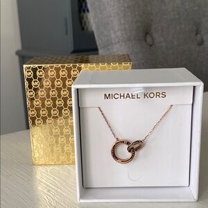 Michael Kors Rose Gold Interlocking Rings Crystal Necklace Double Circle w Box
